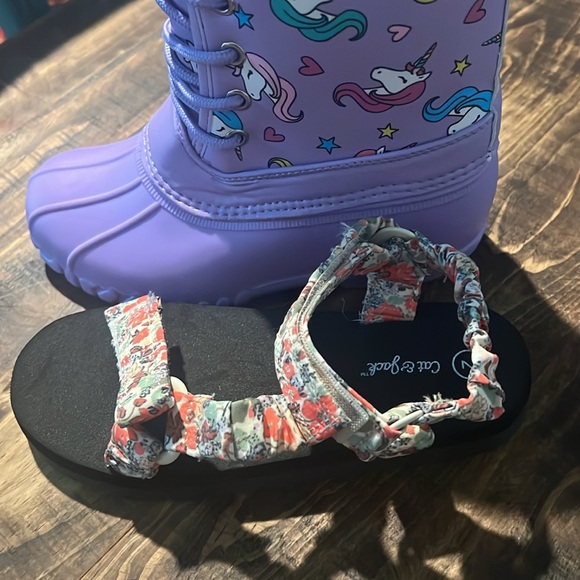 Size 2 girls lined lavender unicorn duck boots NWOT - Picture 7 of 8